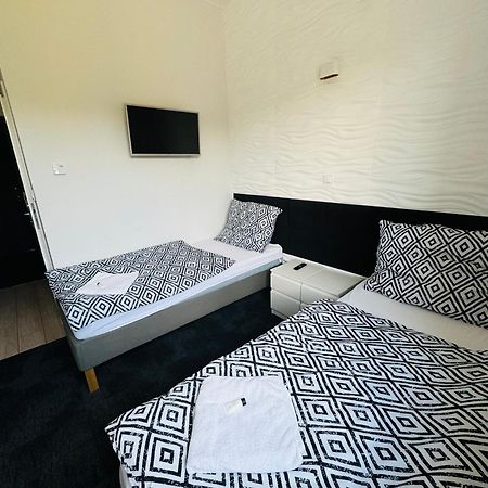 Hotel Lesny Korne Bagian luar foto